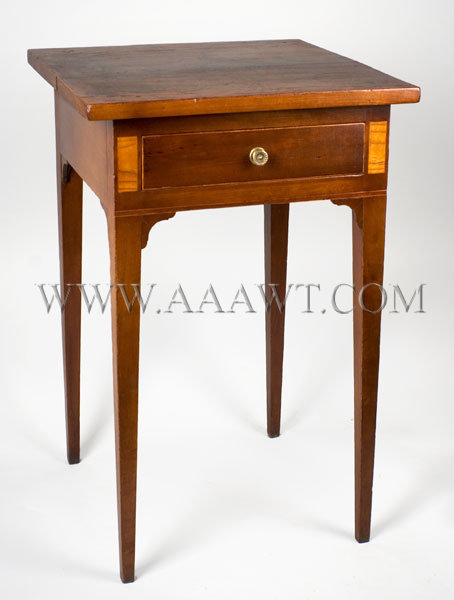 Hepplewhite Table
One-drawer work-stand
Coastal Massachusetts
Early 19th Century, entire view